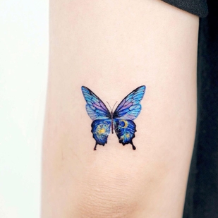 Weiblich Farbe Miniatur tattoo auf Schulter #53426 | Tattoo Artist Tilda Tattoo
