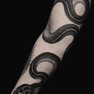 Männlich Schwarz Autorenstil tattoo #65634 | Tattoo Artist ROMAN MIGURA