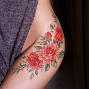 Weiblich Farbe Botanisch tattoo auf Oberschenkel #29782 | Tattoo Artist Silo