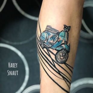 Weiblich Farbe Grafik tattoo auf Schienbein #53659 | Tattoo Artist Harey Snaut