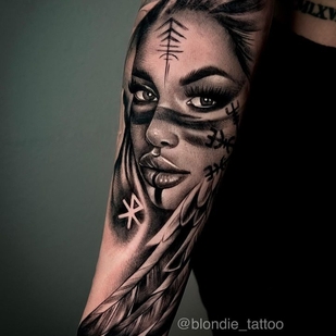 Weiblich Farbe Realismus tattoo auf Ärmel #65897 | Tattoo Artist Albina Kruchinina / blondie_tattoo