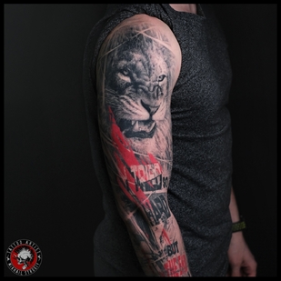 Männlich Schwarz und Grau Trash Polka tattoo auf Ärmel #66244 | Tattoo Artist Mihail Strogiy