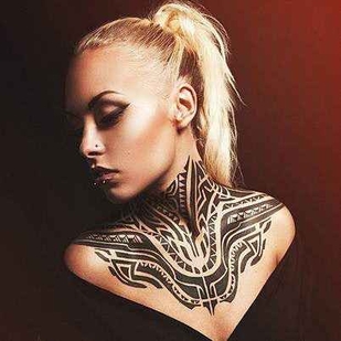 🔥 Heiße Fotos, Model-Portfolio  #68 Tätowiermodell Teya Salat