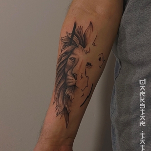 Männlich Schwarz Grafik tattoo auf Unterarm #67810 | Tattoo Artist Dmitry Gerasimchuk