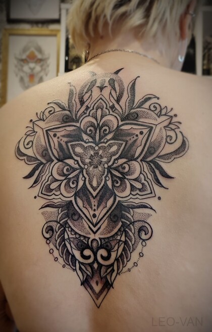 Tattoo-Ideen # Tattoo Artist Ioann Leo ( LEO-VAN )