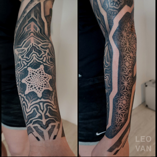 Weiblich Schwarz Ornamental tattoo auf Ärmel #67975 | Tattoo Artist Ioann Leo ( LEO-VAN )