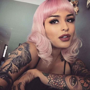 🔥 Heiße Fotos, Model-Portfolio  #773 Tätowiermodell Lora Arellano