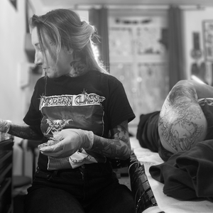 Alina VIVES | Lyon, France | iNKPPL