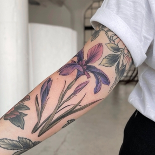 Weiblich Farbe Botanisch tattoo auf Ärmel #55284 | Tattoo Artist Olga Nekrasova