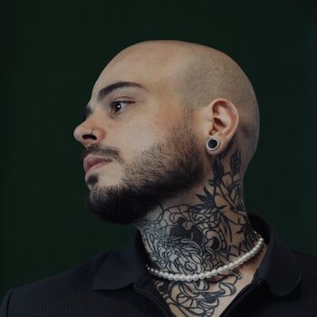 Tätowierer Bugra Bizel