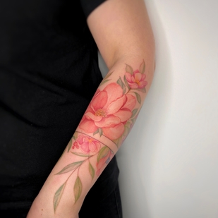 Weiblich Farbe Botanisch tattoo auf Unterarm #56934 | Tattoo Artist Olga Kotova