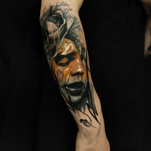 Männlich Farbe Realismus tattoo auf Unterarm #72016 | Tattoo Artist Vladimir Solovev