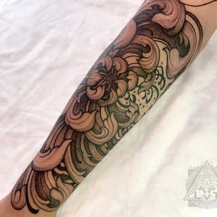 Weiblich Schwarz Grafik tattoo auf Unterarm #72208 | Tattoo Artist Ioann Leo ( LEO-VAN )