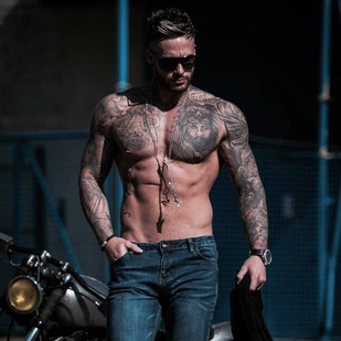 🔥 Heiße Fotos, Model-Portfolio  #24096 Tätowiermodell Warren Phillips