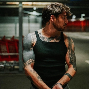 🔥 Heiße Fotos, Model-Portfolio  #23989 Tätowiermodell Andrea Cerioli