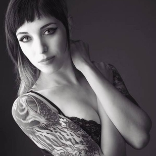 🔥 Heiße Fotos, Model-Portfolio  #23087 Tätowiermodell Claire West