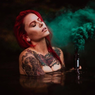 🔥 Heiße Fotos, Model-Portfolio  #32129 Tätowiermodell Tori Surowiec