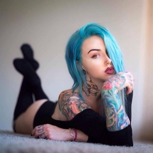 🔥 Heiße Fotos, Model-Portfolio  #24761 Tätowiermodell Vicky Raise