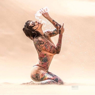 🔥 Heiße Fotos, Model-Portfolio  #25411 Tätowiermodell Nikki Nichole