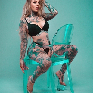 🔥 Heiße Fotos, Model-Portfolio  #32502 Tätowiermodell Sabrina Sawyers