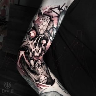 tattoo #37300 | Tattoo Artist Dmitriy UGLΨX Zhernova