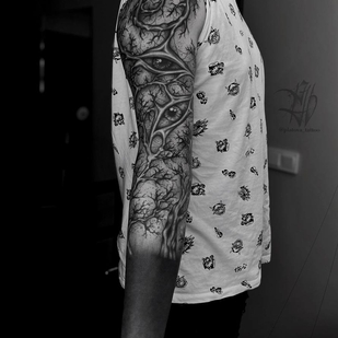 Männlich Schwarz Grafik tattoo auf Ärmel #73400 | Tattoo Artist Ellina Plat