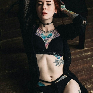 🔥 Heiße Fotos, Model-Portfolio  #14187 Tätowiermodell Yuliya Ivy Platonova