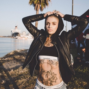 🔥 Heiße Fotos, Model-Portfolio  #25714 Tätowiermodell Leigh Raven