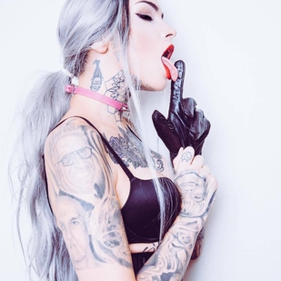 🔥 Heiße Fotos, Model-Portfolio  #25722 Tätowiermodell Leigh Raven