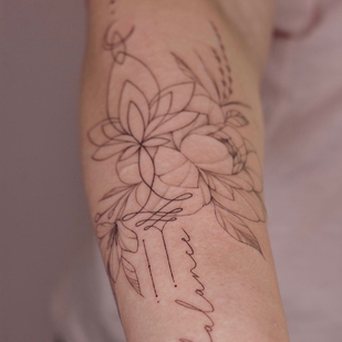 Weiblich Schwarz Fineline tattoo auf Unterarm #59661 | Tattoo Artist Anastasiya Kovyazina