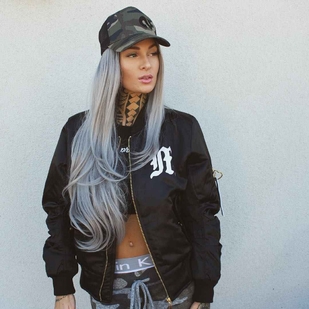 🔥 Heiße Fotos, Model-Portfolio  #15092 Tätowiermodell Tessa Lizz