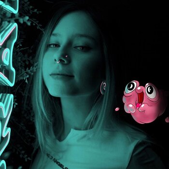 Tätowierer Yuna Avdeeva