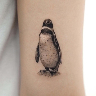 Weiblich Schwarz Miniatur tattoo auf Unterarm #46269 | Tattoo Artist Dasol Kim