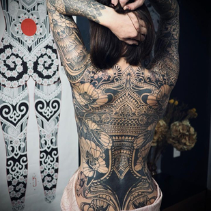 tattoo #75706 | Tattoo Artist Caroline Karenine_ttt