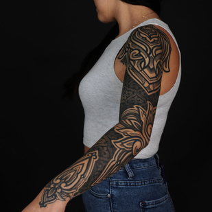 Weiblich Schwarz Geometrisch tattoo auf Ärmel #76099 | Tattoo Artist Maksim Zhuravlev