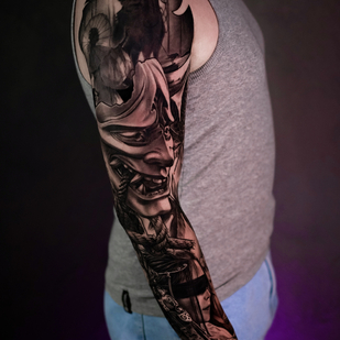 Männlich Schwarz und Grau Realismus tattoo auf Ärmel #77839 | Tattoo Artist Aleksey Titov