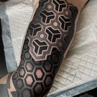 Männlich Schwarz und Grau Ornamental tattoo auf Schulter #78549 | Tattoo Artist Ioann Leo ( LEO-VAN )