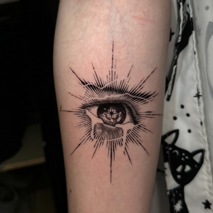 Weiblich Schwarz Gravur tattoo auf Unterarm #81993 | Tattoo Artist Yoshi