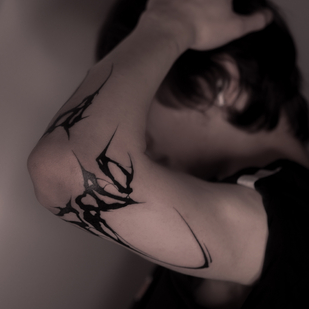 Schwarz Abstrakt tattoo #82541 | Tattoo Artist Lida