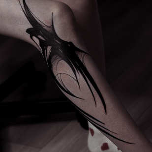 Weiblich Schwarz Abstrakt tattoo auf Bein #82545 | Tattoo Artist Lida
