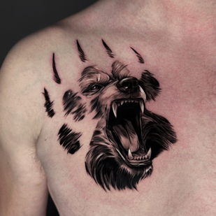 Männlich Schwarz und Grau Realismus tattoo auf Brust #83081 | Tattoo Artist Victoria Maslova