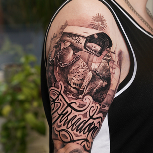 Männlich Schwarz Chicano tattoo auf Schulter #83337 | Tattoo Artist Kirill Matusevich