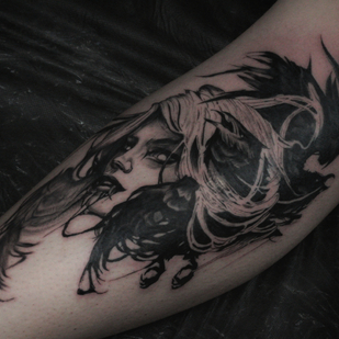 Weiblich Schwarz und Grau Porträt tattoo auf Schienbein #87228 | Tattoo Artist Alexander Rebel