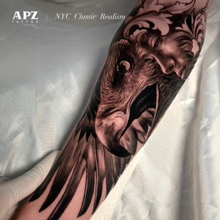 Männlich Schwarz und Grau Realismus tattoo auf Unterarm #86009 | Tattoo Artist Apz Tattoo