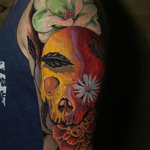Männlich Farbe Surrealismus tattoo auf Schulter #88611 | Tattoo Artist Sean McCready