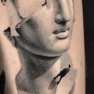 Schwarz und Grau  tattoo #86673 | Tattoo Artist Vytautas Vy