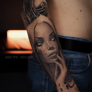 Männlich Schwarz und Grau Realismus tattoo auf Unterarm #85535 | Tattoo Artist Aleksey Titov