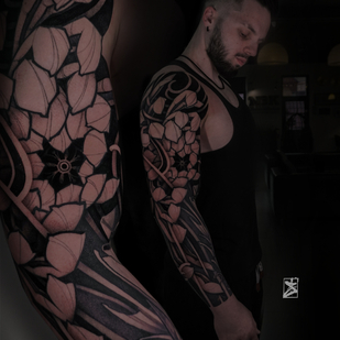 Männlich Schwarz und Grau Japanisch tattoo auf Ärmel #87150 | Tattoo Artist Danila Morozov