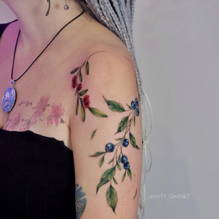 Weiblich Farbe  tattoo auf Schulter #86849 | Tattoo Artist Ekaterina Garnet / Katy Garnet