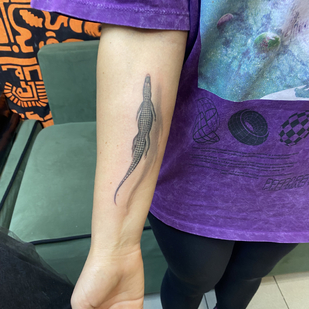 Weiblich Schwarz und Grau Miniatur tattoo auf Unterarm #88132 | Tattoo Artist Evgeniy Bobin